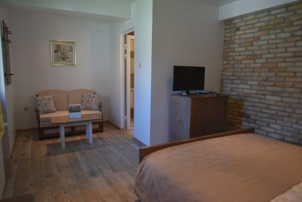 Guest House Zlateya Madara Buitenkant foto