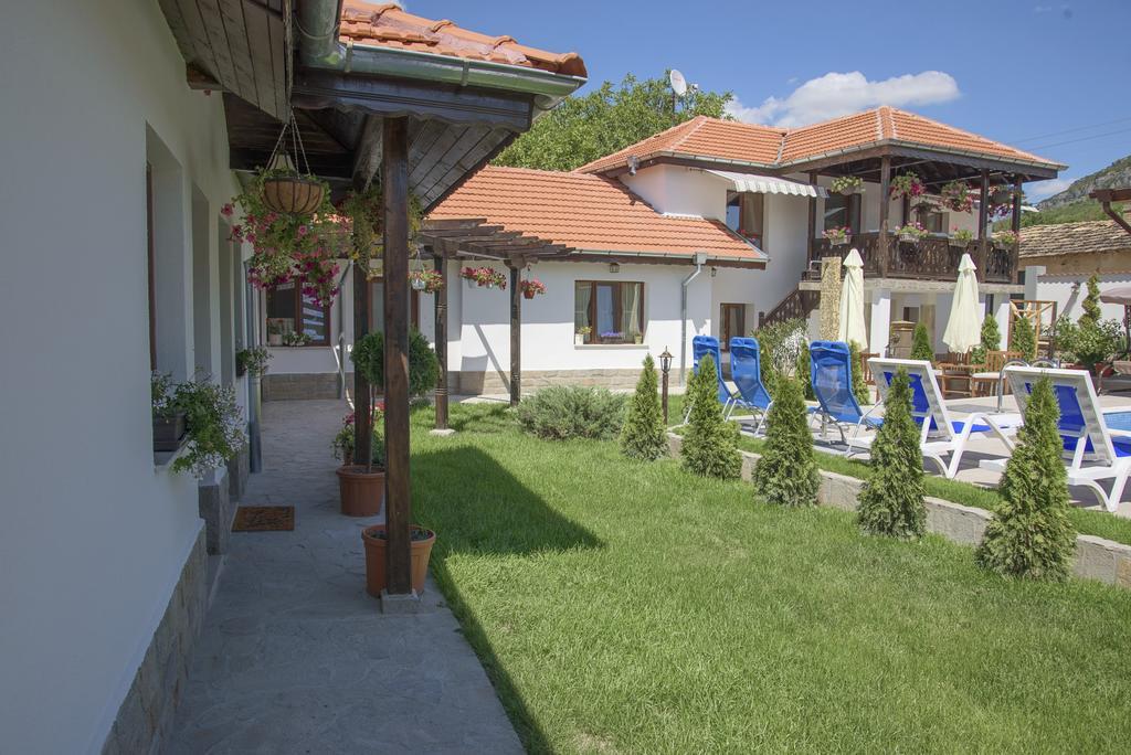 Guest House Zlateya Madara Buitenkant foto